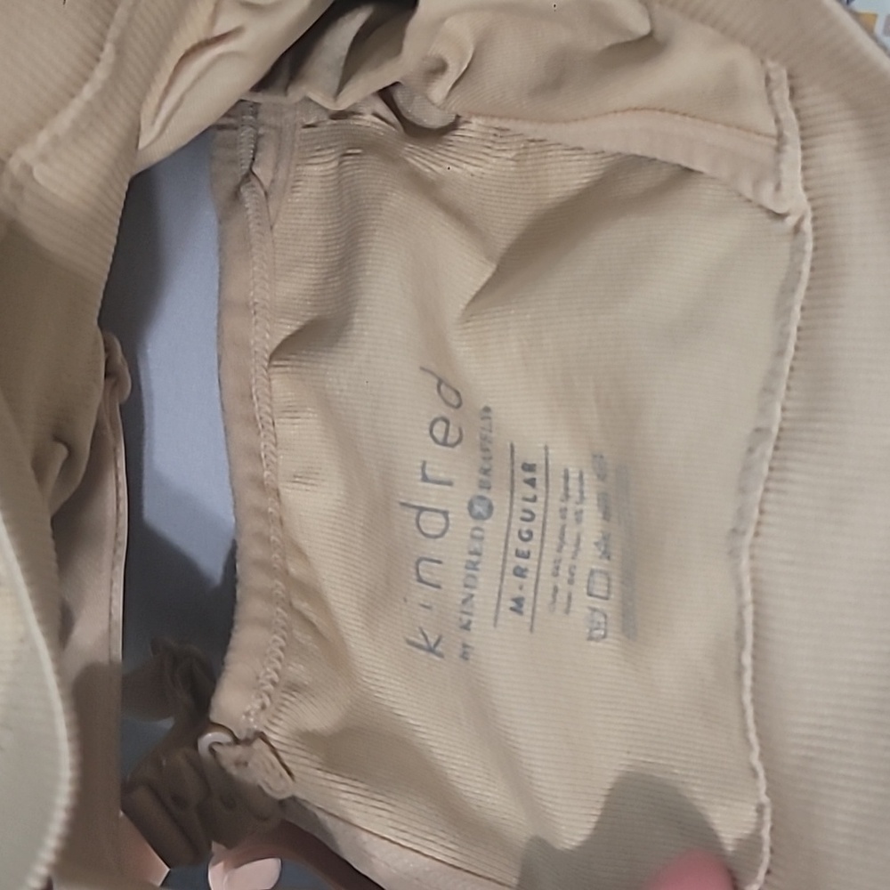Kindred By Kindred Bravely Hands Free Pumping & Nursing Bra Size Medium Reg. - Picture 5 of 5